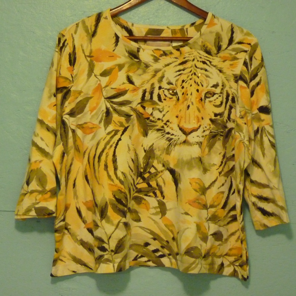 Tiger Decorated Top with Stitched Sequins 2X #1017